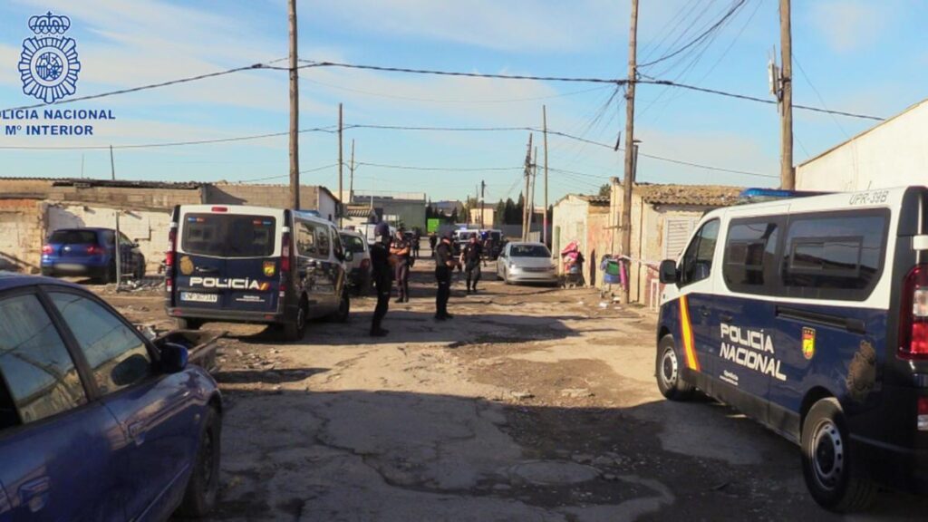 Tras el triple intento de atropello el conductor se dirigió hacia Son Banya.