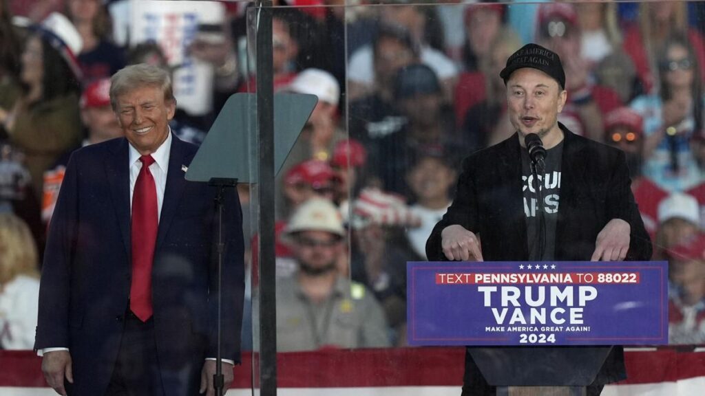 El presidente electo de EEUU, Donald Trump, y el magnate y asesor, Elon Musk.
