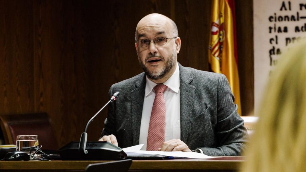 El director del Gabinete de la Vicepresidenta Primera del Gobierno, Carlos Moreno Medina, comparece ante la Comisión de Investigación sobre el ‘caso Koldo’, en el Senado.