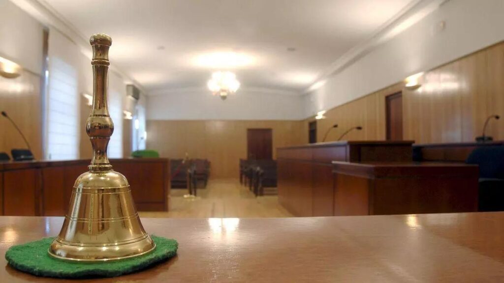 Sala de juicios.
