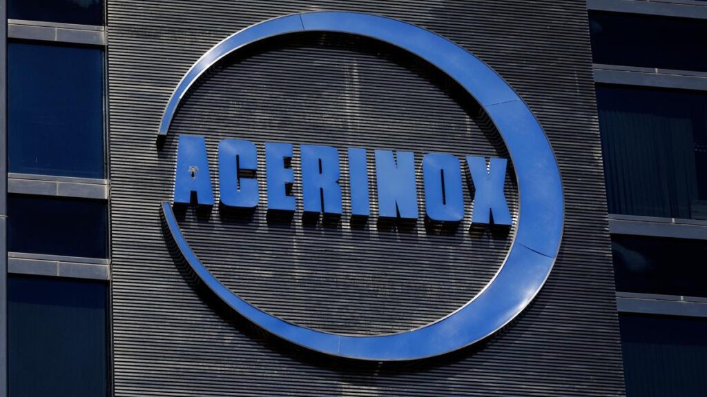 Fachada edificio Acerinox