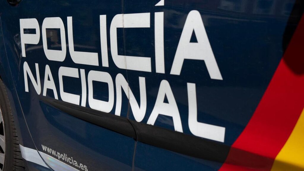 Un vehículo de la Policía Nacional.