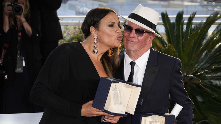 Karla Sofía Gascón y el director Jacques Audiard, en el Festival de Cannes.
