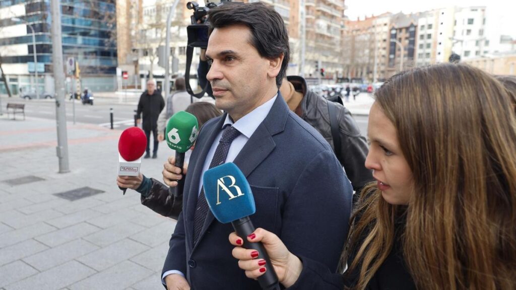 El novio de Ayuso se niega a declarar ante la jueza por el presunto fraude a Hacienda