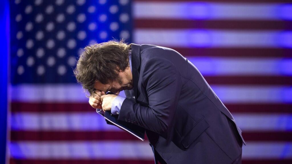 En Argentina llueven críticas contra Javier Milei por cambiar su posición sobre Ucrania