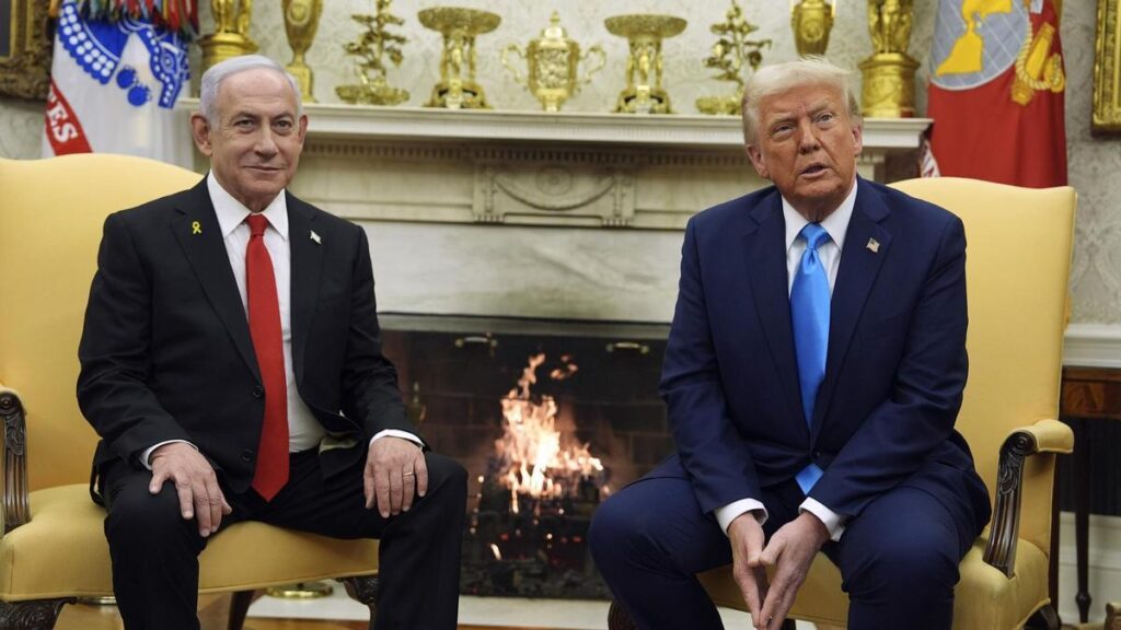 Binyamín Netanyahu y Donald Trump, este martes en el Despacho Oval.