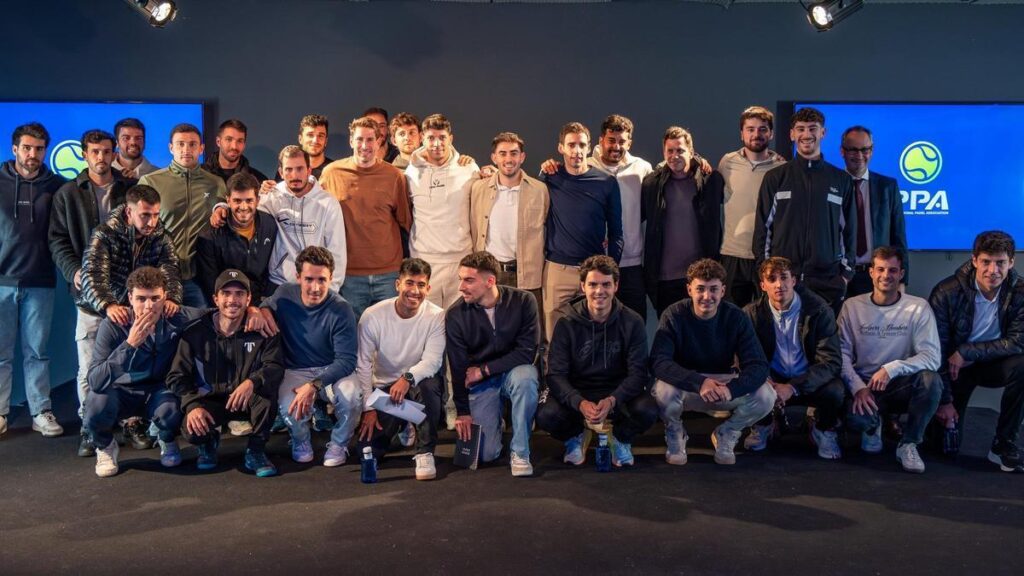 Los jugadores de la PPA, unidos tras su comparecencia.