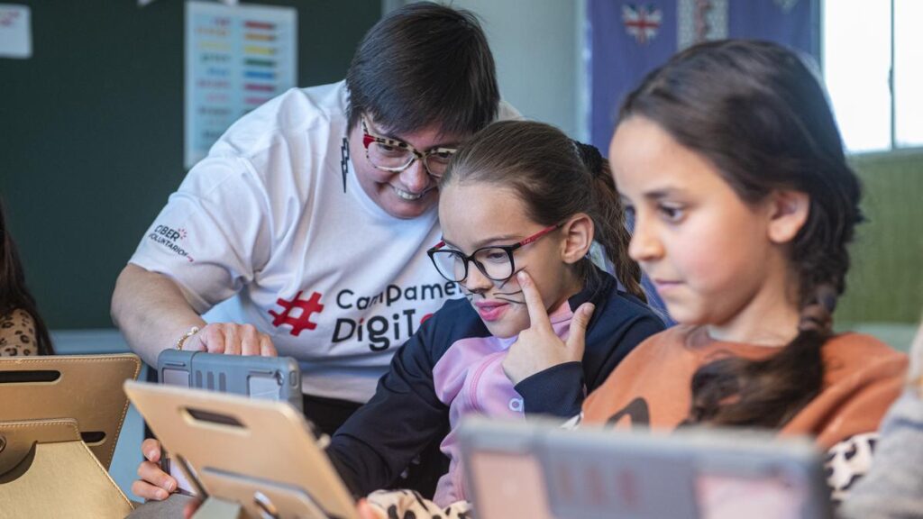 Fundación Cibervoluntarios celebra el Día Internacional de Aprendizaje Digital