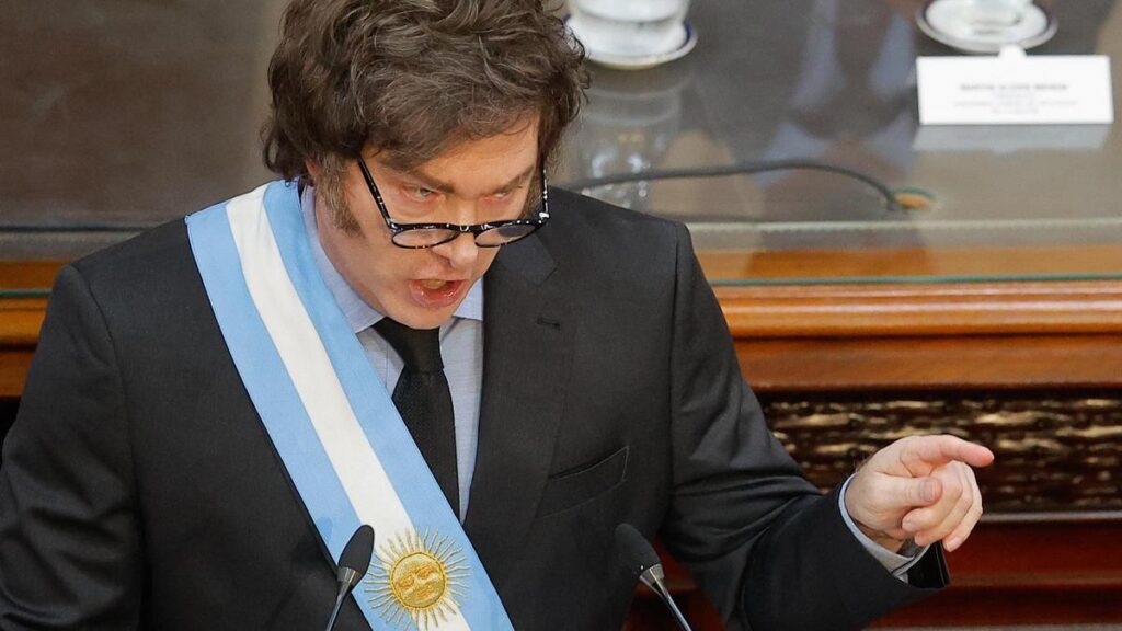 Milei, investigado por estafa y bajo escrutinio político tras un mes del escándalo $LIBRA