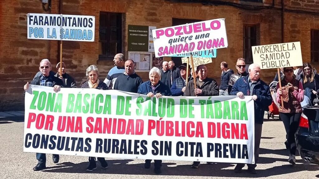 Protesta de la plataforma sanitaria de Tábara.