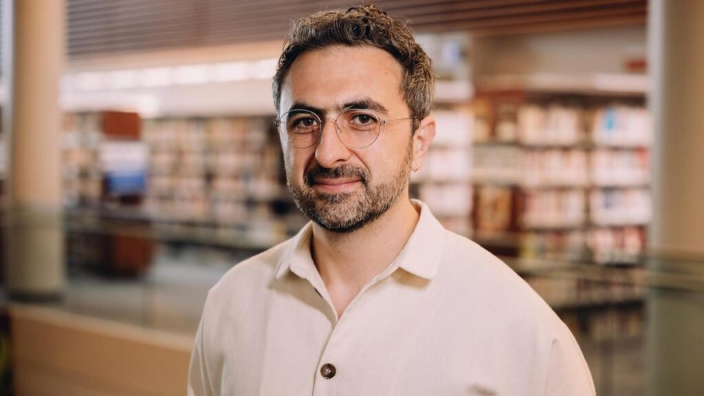 Mustafa Suleyman, el artífice del cambio de estrategia tecnológica de Microsoft.
