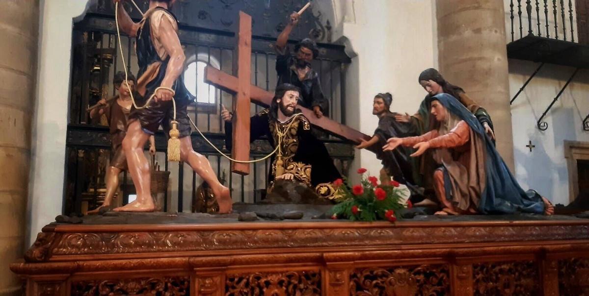 Zamora. Les étapes s'habillent la semaine sainte