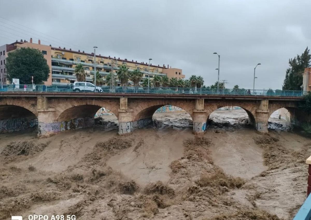Le ravin de Massanassa à 14,58 de 29-O, en aval du poyo mètre qui a marqué 40 m3 / s.