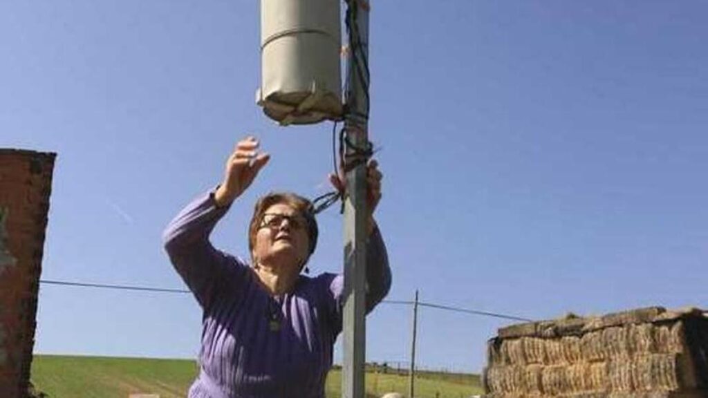 La mujer del tiempo de Manzanal.