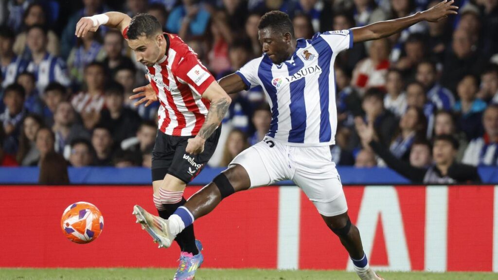 Décret et football entre la Real Sociedad et le club sportif