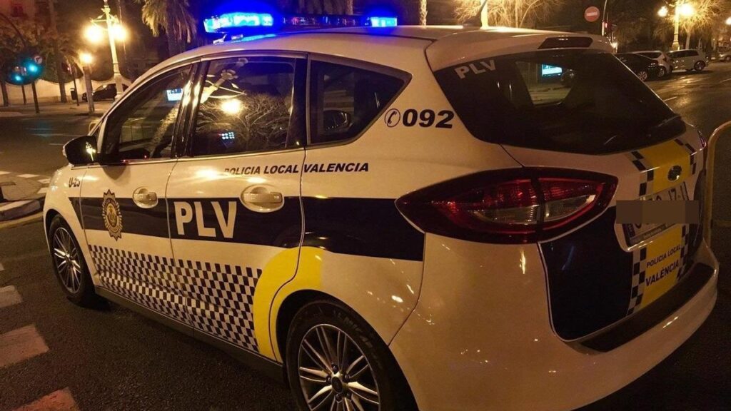 Coche patrulla de la Policía Local de València