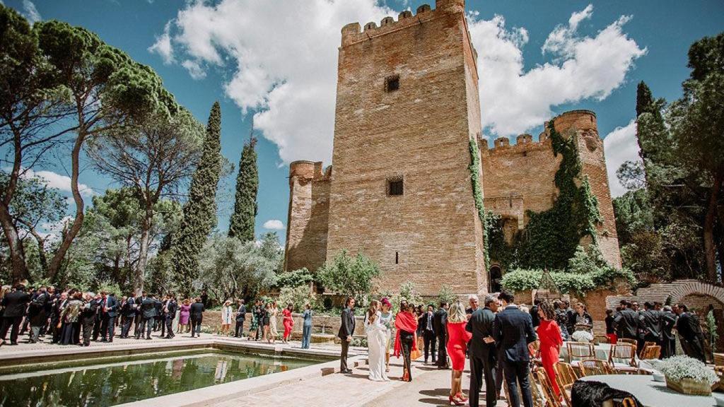 L'extérieur du château de Batres.