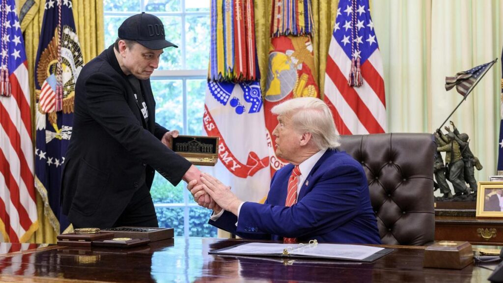 El presidente de Estados Unidos, Donald Trump, y el multimillonario Elon Musk.