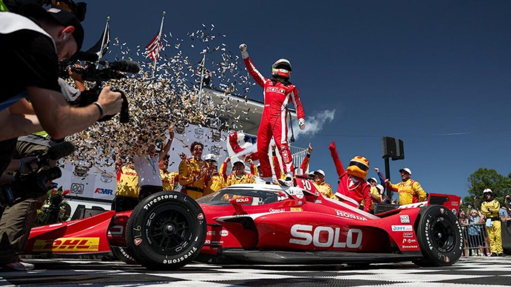 Victoria de Álex Palou en el caos de Road America