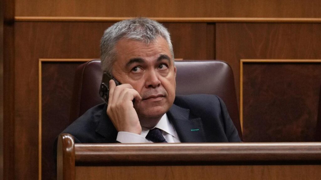 Santos Cerdán sigue sin registrar en el Congreso su renuncia al escaño