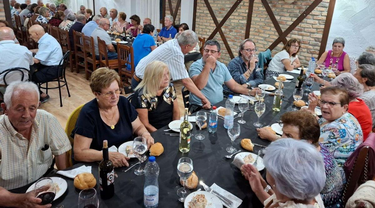 Muelas rassemble plus d'un millier de convives lors de leur dîner festif