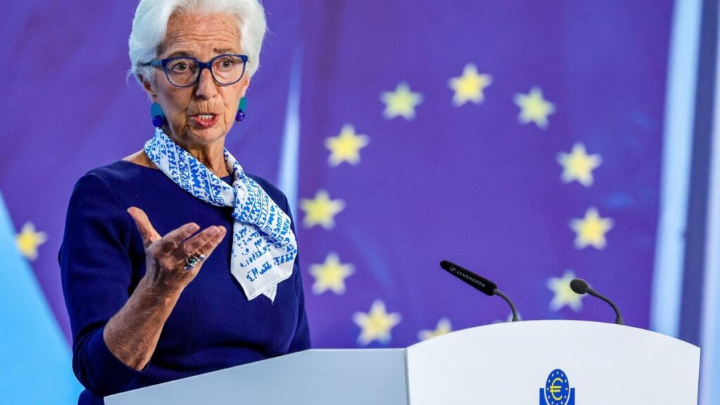 La presidenta del Banco Central Europeo (BCE), Christine Lagarde, ofrece una rueda de prensa tras la reunión del Consejo de Gobierno del BCE en Fráncfort del Meno, Alemania, el 24 de julio de 2025