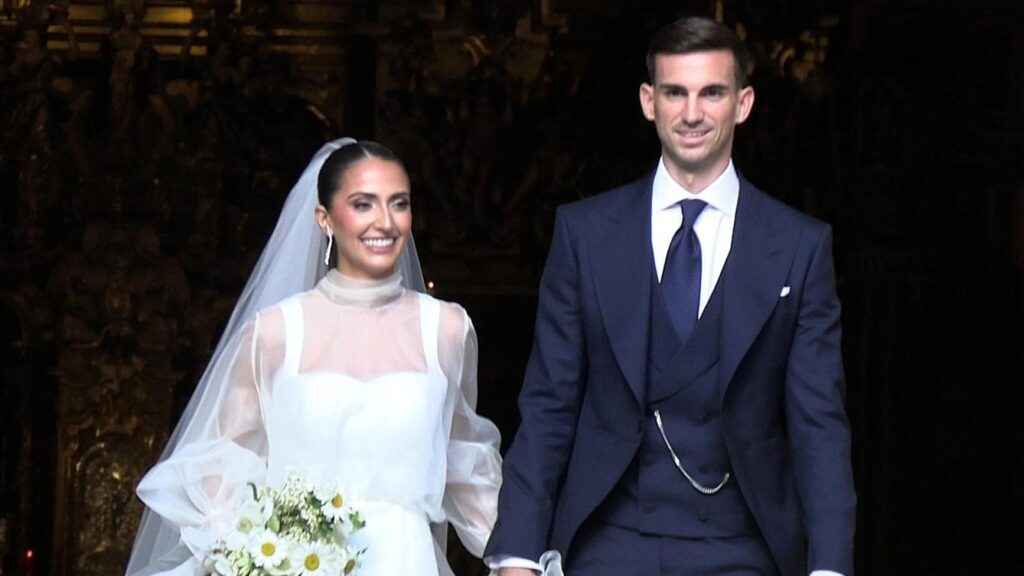 Fabián Ruiz y Rosa Pereira tras darse el Sí, quiero.