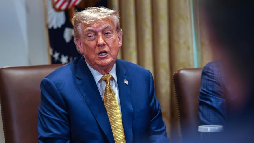 Trump afirma que Putin dice "muchas tonterías" sobre Ucrania