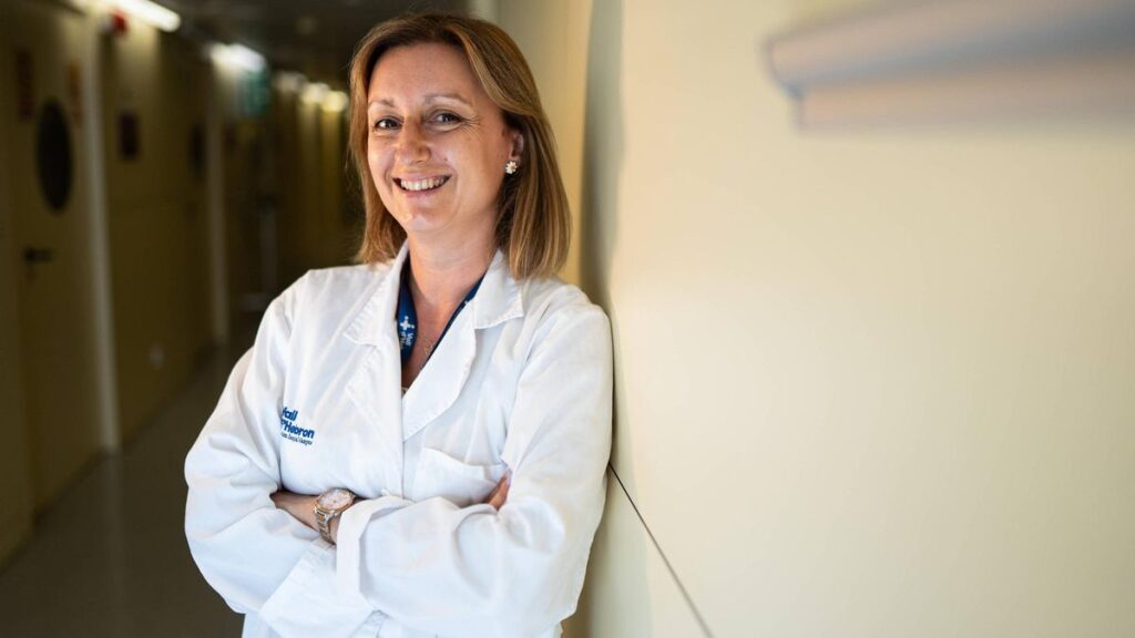 La endocrina del Hospital Vall d'Hebron Andreea Ciudin, experta en el tratamiento de la obesidad y los nuevos fármacos.