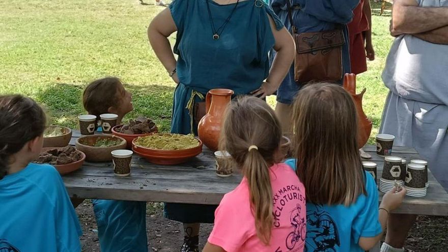 Campamento romano, marcha cicloturista y muestra de gigantes y cabezudos.