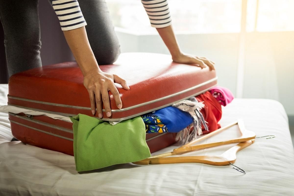 Les experts recommandent de planifier des vacances de manière réaliste, sans exigences.