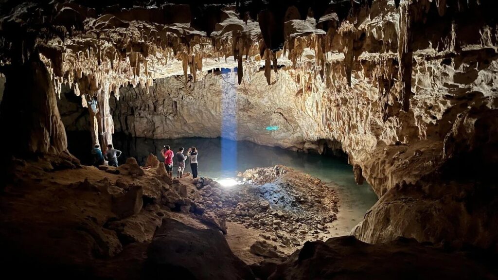 Cueva analizada para reconstruir el periodo en que se extinguieron los mayas