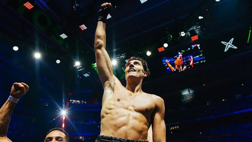 Plex proclamándose ganador de 'La Velada del Año 4'