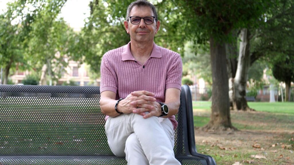 El profesor, orientador familiar y divulgador Francisco Castaño, en Ejea de los Caballeros (Zaragoza).