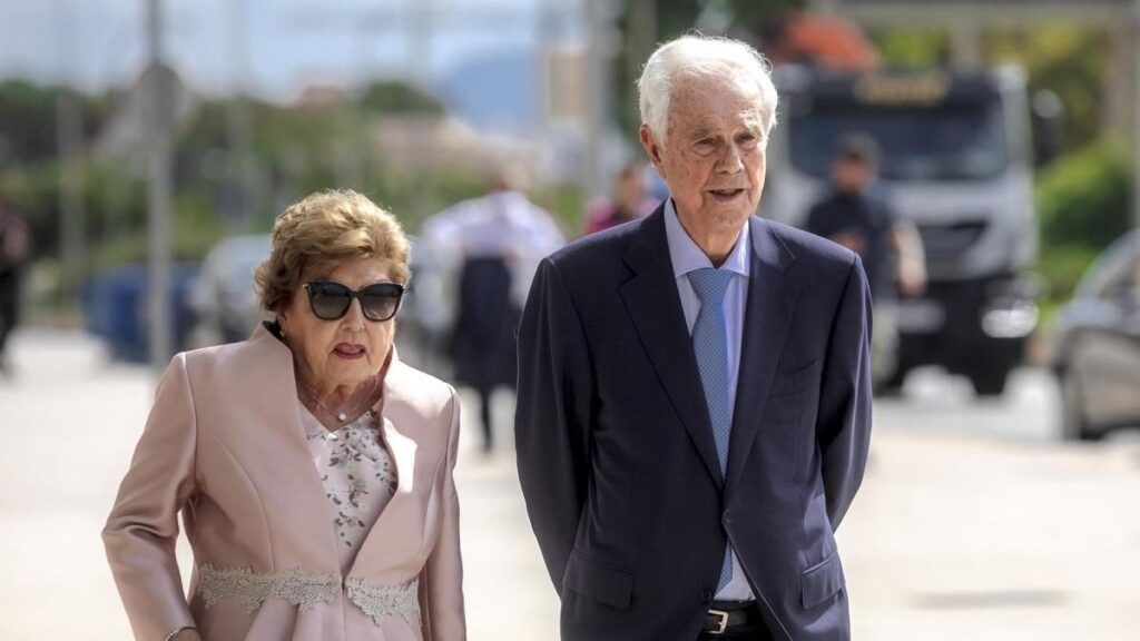 El matrimonio en 2022, en Palma, el día que recibió el premio Reino de España a la Trayectoria Empresarial