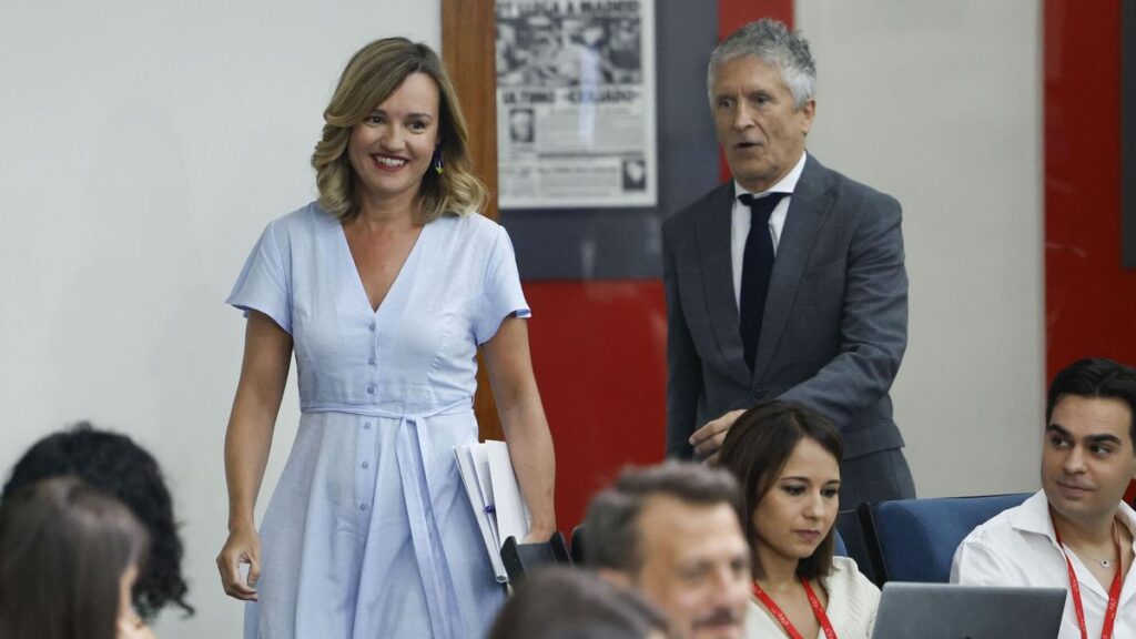 La portavoz y ministra de Educación, Formación Profesional y Deportes, Pilar Alegría, y el ministro de Interior, Fernando Grande-Marlaska.