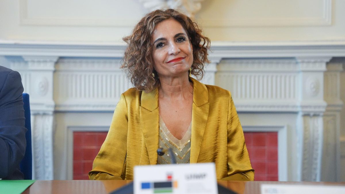 La vicepresidenta primera del Gobierno y ministra de Hacienda, María Jesús Montero.