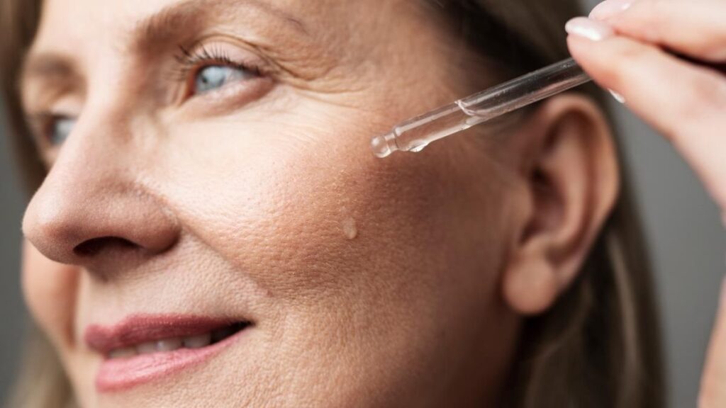 El uso de retinol durante el verano es seguro, pero con algunas precauciones
