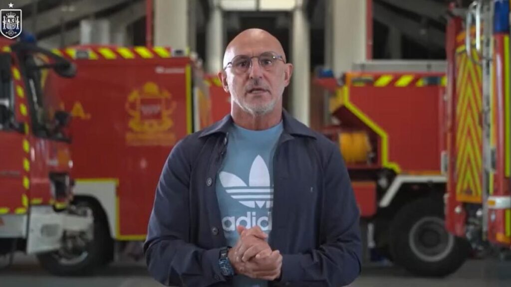 Luis de la Fuente, durante el vídeo contra los incendios