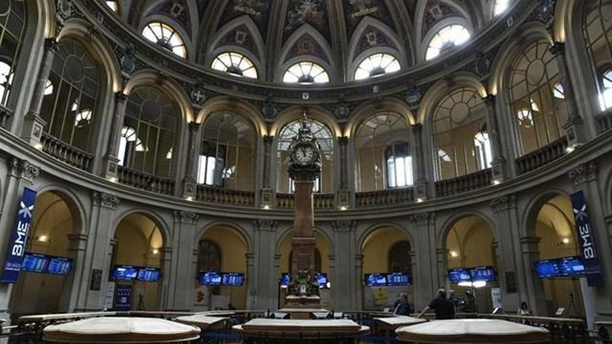 Interior del Palacio de la Bolsa de Madrid.
