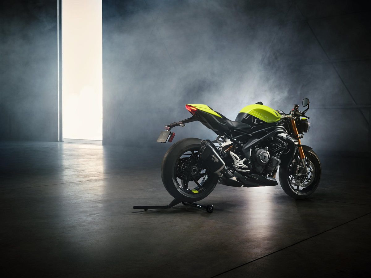 Triumph Speed ​​Triple 1200 Rx, pure exclusivité au format radical