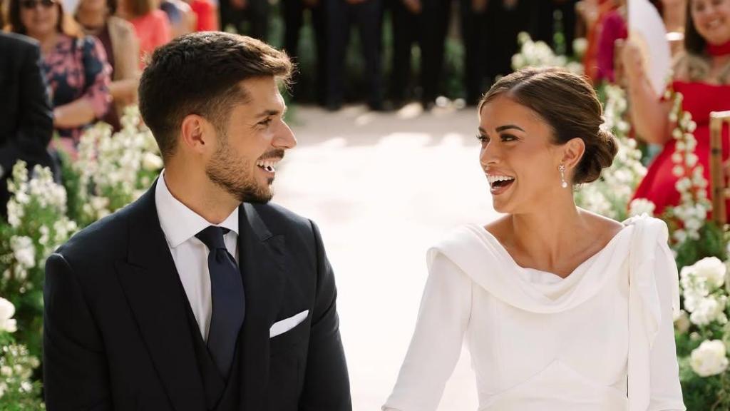 Rocío Camacho et Guillermo Aylón le jour de leur mariage au château de Batres.