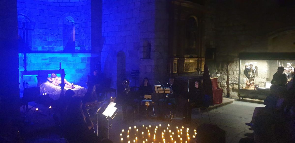 Performance à Santa María la Nueva