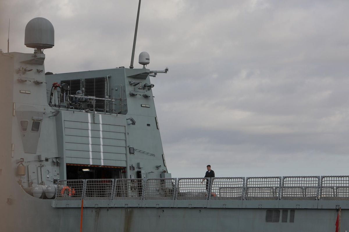 L'Ultima Navy expédie les préparatifs pour naviguer