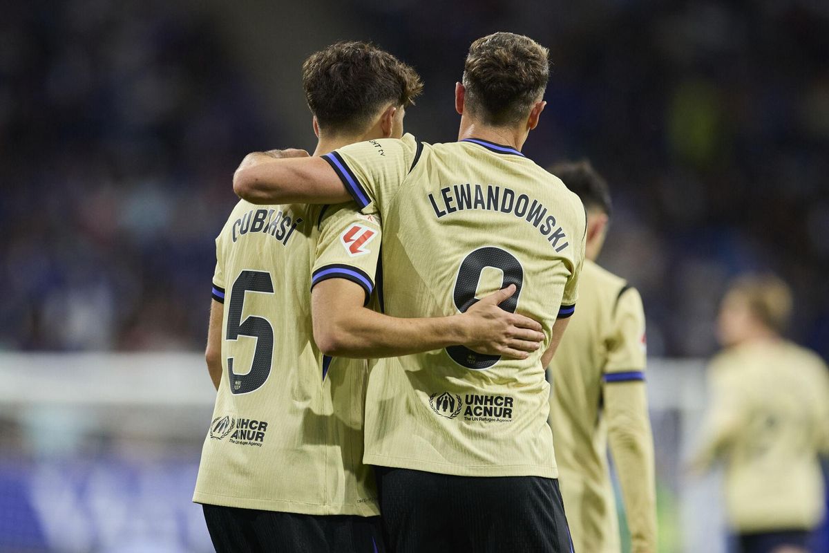 Robert Lewandowski du FC Barcelone célèbre après avoir marqué le but lors du match sportif de Laliga EA entre Real Oviedo et le FC Barcelone à Carlos Tartiere le 25 septembre 2025, à Oviedo, en Espagne. AFP7 25/09/2025 uniquement pour une utilisation en Espagne. Ricardo Larreina / AFP7 / Europa Press; 2025; Espagne; Sport; Zsport; Football; Zsoccer; Real Oviedo V FC Barcelone - Laliga EA Sports;