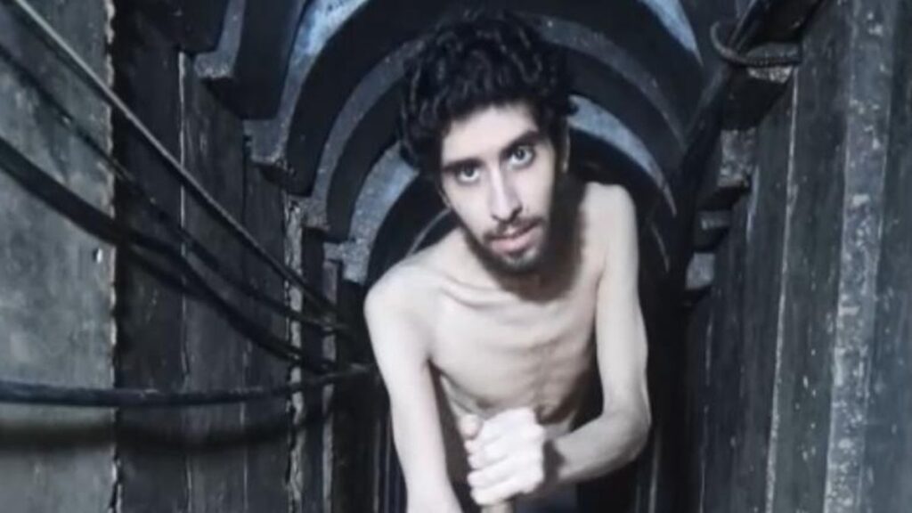 Evyatar David cavando su propia tumba