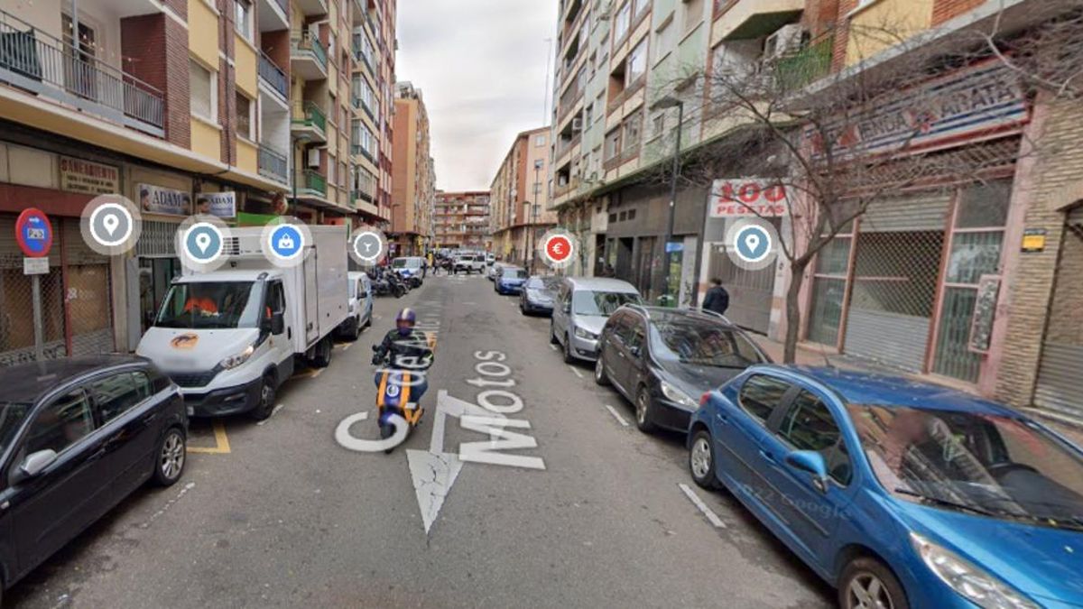 Los hechos tuvieron lugar la madrugada del martes en la calle Mompeón Motos.