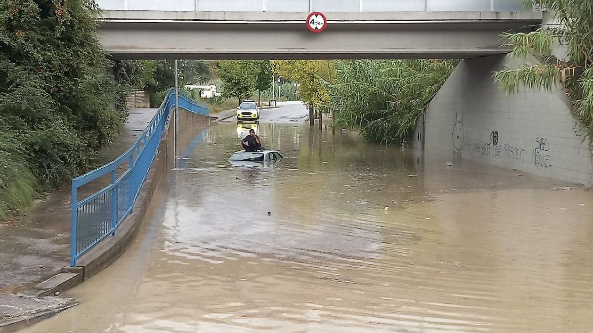 Las lluvias intensas desbordan Montserrat y dejan dos personas desaparecidas en Barcelona