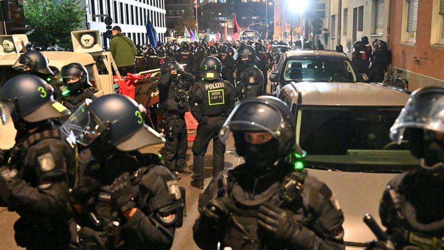 Manifestación pacifista en Colonia (Alemania).