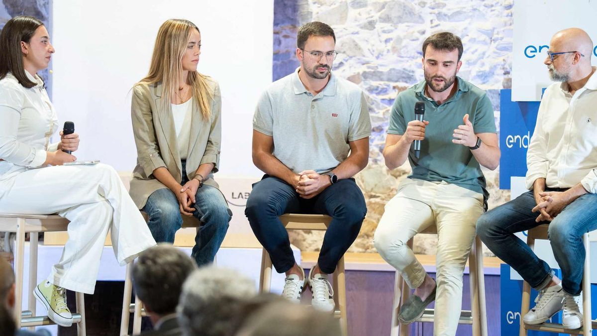 Presentación de la segunda temporada del videopodcast "Conexión a Tierra"